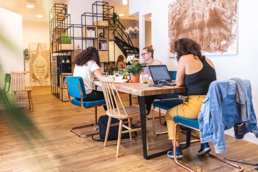 Coworking at Anticafé Strasbourg